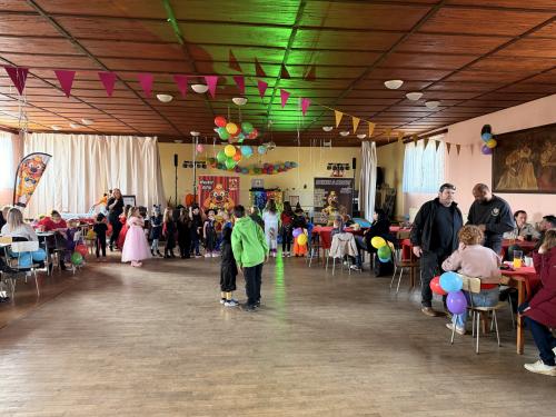 Maškarní bál s ALFÍKEM